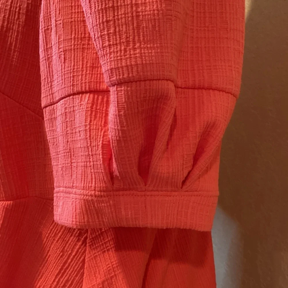 Maison Tara Coral Colored, Square Neck, Puff Sleeve short dress, Size‎ Large